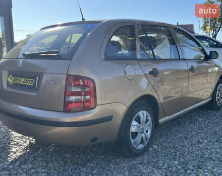 Коричневый Шкода Фабия, объемом двигателя 1.4 л и пробегом 229 тыс. км за 2800 $, фото 5 на Automoto.ua