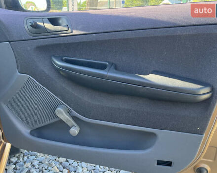 Коричневый Шкода Фабия, объемом двигателя 1.4 л и пробегом 229 тыс. км за 2800 $, фото 19 на Automoto.ua