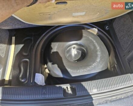 Коричневый Шкода Фабия, объемом двигателя 1.6 л и пробегом 214 тыс. км за 5500 $, фото 8 на Automoto.ua