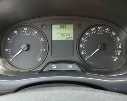 Коричневий Шкода Фабія, об'ємом двигуна 1.2 л та пробігом 195 тис. км за 4800 $, фото 6 на Automoto.ua