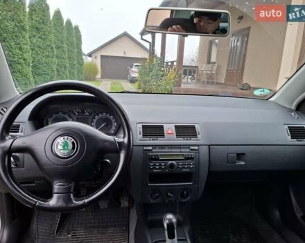 Коричневый Шкода Фабия, объемом двигателя 1.39 л и пробегом 183 тыс. км за 4499 $, фото 11 на Automoto.ua