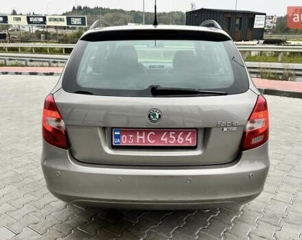 Коричневий Шкода Фабія, об'ємом двигуна 1.6 л та пробігом 218 тис. км за 6899 $, фото 5 на Automoto.ua