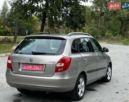 Коричневий Шкода Фабія, об'ємом двигуна 1.6 л та пробігом 218 тис. км за 5950 $, фото 12 на Automoto.ua