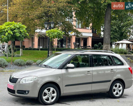 Коричневий Шкода Фабія, об'ємом двигуна 1.6 л та пробігом 218 тис. км за 5950 $, фото 8 на Automoto.ua