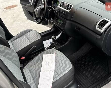 Коричневий Шкода Фабія, об'ємом двигуна 1.6 л та пробігом 218 тис. км за 6899 $, фото 27 на Automoto.ua