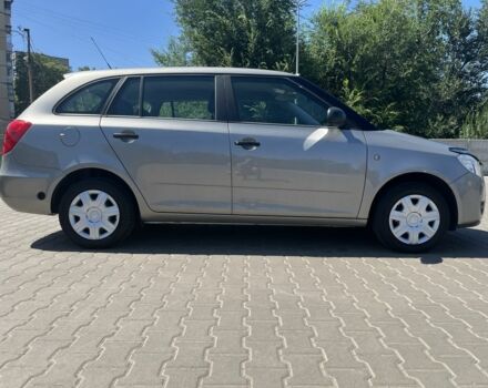 Коричневий Шкода Фабія, об'ємом двигуна 0 л та пробігом 244 тис. км за 6199 $, фото 6 на Automoto.ua