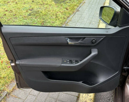 Коричневый Шкода Фабия, объемом двигателя 1 л и пробегом 93 тыс. км за 13000 $, фото 15 на Automoto.ua