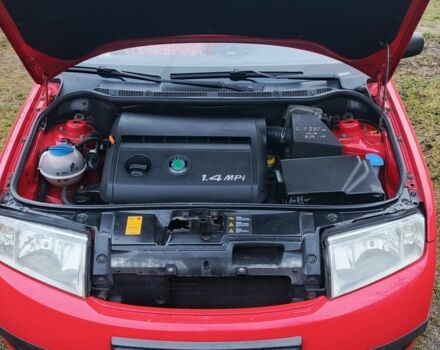 Червоний Шкода Фабія, об'ємом двигуна 1.4 л та пробігом 225 тис. км за 4000 $, фото 2 на Automoto.ua