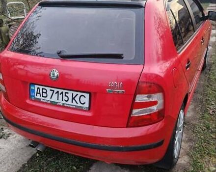 Красный Шкода Фабия, объемом двигателя 1.4 л и пробегом 180 тыс. км за 3700 $, фото 4 на Automoto.ua