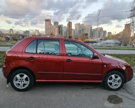 Червоний Шкода Фабія, об'ємом двигуна 0 л та пробігом 180 тис. км за 4750 $, фото 1 на Automoto.ua