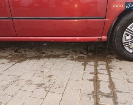 Красный Шкода Фабия, объемом двигателя 1.4 л и пробегом 237 тыс. км за 2500 $, фото 5 на Automoto.ua