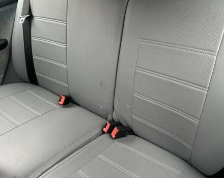 Червоний Шкода Фабія, об'ємом двигуна 1.39 л та пробігом 112 тис. км за 4850 $, фото 2 на Automoto.ua