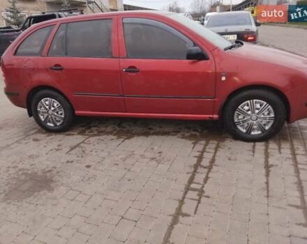 Красный Шкода Фабия, объемом двигателя 1.4 л и пробегом 237 тыс. км за 2500 $, фото 6 на Automoto.ua