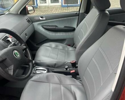 Червоний Шкода Фабія, об'ємом двигуна 1.39 л та пробігом 112 тис. км за 4850 $, фото 1 на Automoto.ua