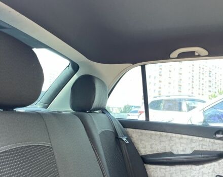 Червоний Шкода Фабія, об'ємом двигуна 1.4 л та пробігом 235 тис. км за 4288 $, фото 3 на Automoto.ua