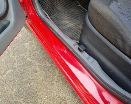 Червоний Шкода Фабія, об'ємом двигуна 1.2 л та пробігом 193 тис. км за 4000 $, фото 4 на Automoto.ua