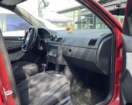 Червоний Шкода Фабія, об'ємом двигуна 1.39 л та пробігом 220 тис. км за 4300 $, фото 3 на Automoto.ua