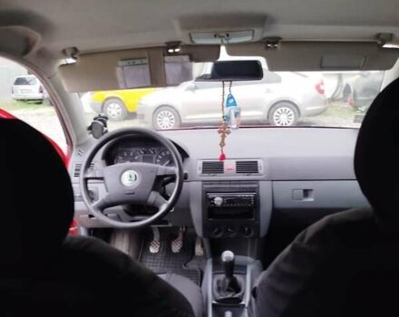 Красный Шкода Фабия, объемом двигателя 1.2 л и пробегом 295 тыс. км за 3000 $, фото 10 на Automoto.ua