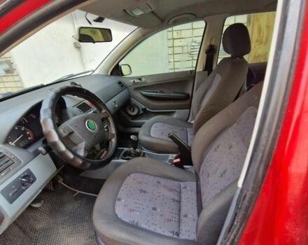 Червоний Шкода Фабія, об'ємом двигуна 1.2 л та пробігом 193 тис. км за 4000 $, фото 6 на Automoto.ua