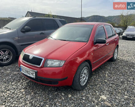 Красный Шкода Фабия, объемом двигателя 1.2 л и пробегом 400 тыс. км за 3500 $, фото 6 на Automoto.ua