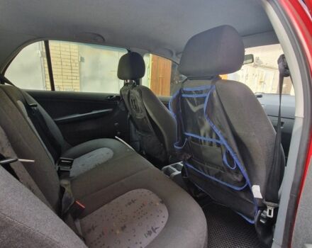 Червоний Шкода Фабія, об'ємом двигуна 1.2 л та пробігом 193 тис. км за 4000 $, фото 7 на Automoto.ua