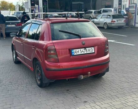 Шкода Фабия 2003 в Днепре (Днепропетровске) на Automoto.ua Красный Шкода Фабия, объемом двигателя 1.2 л и пробегом 373 тыс. км за 2850 $, фото 3 на Automoto.ua