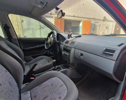 Червоний Шкода Фабія, об'ємом двигуна 1.2 л та пробігом 193 тис. км за 4000 $, фото 10 на Automoto.ua