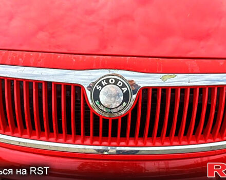 Шкода Фабия 2004 в Сумах на Automoto.ua Красный Шкода Фабия, объемом двигателя 1.2 л и пробегом 181 тыс. км за 3700 $, фото 5 на Automoto.ua