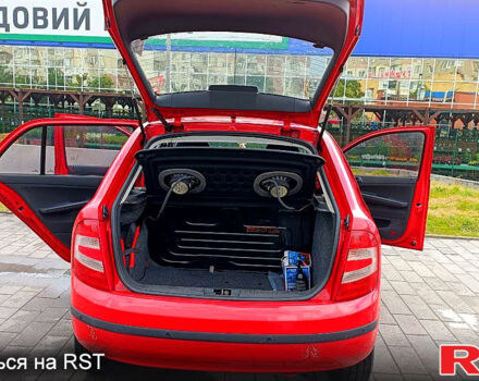 Шкода Фабия 2004 в Сумах на Automoto.ua Красный Шкода Фабия, объемом двигателя 1.2 л и пробегом 181 тыс. км за 3700 $, фото 4 на Automoto.ua