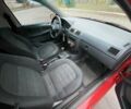 Красный Шкода Фабия, объемом двигателя 1.4 л и пробегом 180 тыс. км за 2650 $, фото 7 на Automoto.ua
