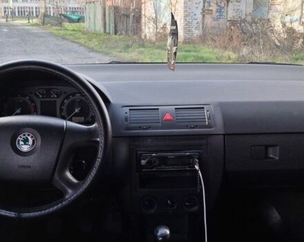 Красный Шкода Фабия, объемом двигателя 1.4 л и пробегом 365 тыс. км за 2999 $, фото 7 на Automoto.ua