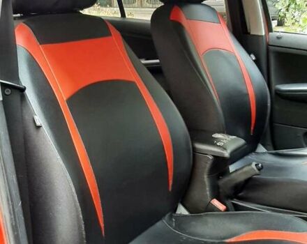 Червоний Шкода Фабія, об'ємом двигуна 1.2 л та пробігом 220 тис. км за 3800 $, фото 7 на Automoto.ua
