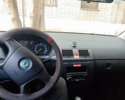 Шкода Фабия 2006 в Днепре (Днепропетровске) на Automoto.ua Красный Шкода Фабия, объемом двигателя 1.2 л и пробегом 255 тыс. км за 3500 $, фото 11 на Automoto.ua