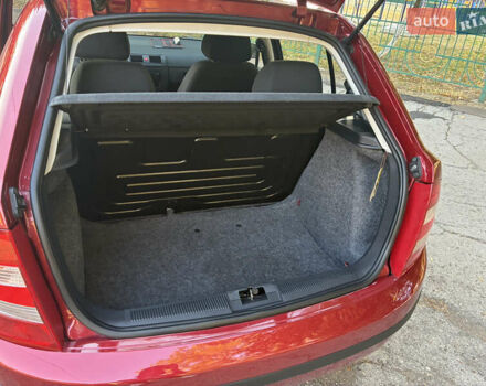 Червоний Шкода Фабія, об'ємом двигуна 1.2 л та пробігом 150 тис. км за 3550 $, фото 9 на Automoto.ua