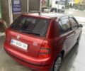 Красный Шкода Фабия, объемом двигателя 1.2 л и пробегом 221 тыс. км за 3950 $, фото 3 на Automoto.ua