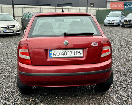 Красный Шкода Фабия, объемом двигателя 1.2 л и пробегом 189 тыс. км за 3599 $, фото 5 на Automoto.ua