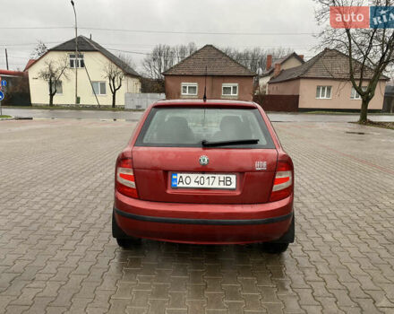 Красный Шкода Фабия, объемом двигателя 1.2 л и пробегом 189 тыс. км за 2999 $, фото 4 на Automoto.ua