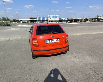 Красный Шкода Фабия, объемом двигателя 1.2 л и пробегом 300 тыс. км за 3500 $, фото 2 на Automoto.ua