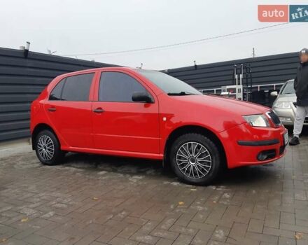 Шкода Фабия 2006 в Чернигове на Automoto.ua Красный Шкода Фабия, объемом двигателя 1.2 л и пробегом 177 тыс. км за 3300 $, фото 2 на Automoto.ua