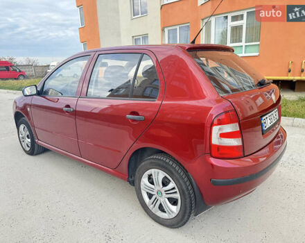 Красный Шкода Фабия, объемом двигателя 1.2 л и пробегом 155 тыс. км за 3499 $, фото 3 на Automoto.ua