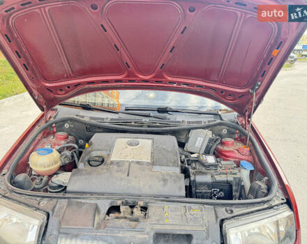 Красный Шкода Фабия, объемом двигателя 1.2 л и пробегом 155 тыс. км за 3499 $, фото 14 на Automoto.ua