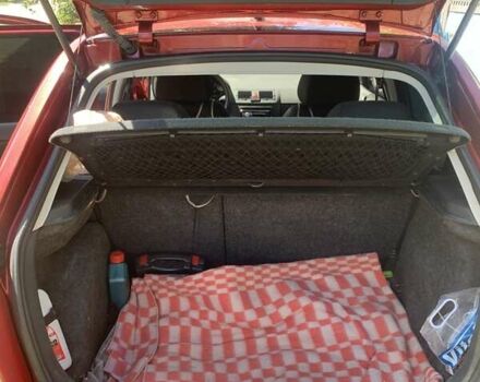 Красный Шкода Фабия, объемом двигателя 1.2 л и пробегом 124 тыс. км за 4200 $, фото 14 на Automoto.ua