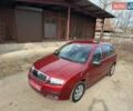 Красный Шкода Фабия, объемом двигателя 1.4 л и пробегом 170 тыс. км за 4000 $, фото 1 на Automoto.ua
