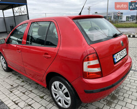 Красный Шкода Фабия, объемом двигателя 1.2 л и пробегом 180 тыс. км за 4500 $, фото 4 на Automoto.ua
