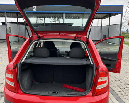 Красный Шкода Фабия, объемом двигателя 1.2 л и пробегом 180 тыс. км за 4500 $, фото 6 на Automoto.ua