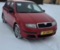 Красный Шкода Фабия, объемом двигателя 1.2 л и пробегом 326 тыс. км за 3300 $, фото 1 на Automoto.ua