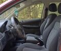 Красный Шкода Фабия, объемом двигателя 1.2 л и пробегом 374 тыс. км за 2750 $, фото 14 на Automoto.ua