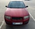 Красный Шкода Фабия, объемом двигателя 1.2 л и пробегом 283 тыс. км за 3700 $, фото 1 на Automoto.ua