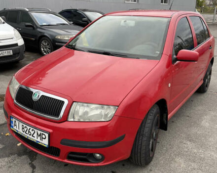 Шкода Фабия 2006 в Звенигородка на Automoto.ua Красный Шкода Фабия, объемом двигателя 1.39 л и пробегом 291 тыс. км за 4100 $, фото 2 на Automoto.ua