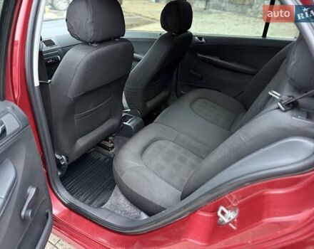 Червоний Шкода Фабія, об'ємом двигуна 1.4 л та пробігом 227 тис. км за 4777 $, фото 23 на Automoto.ua